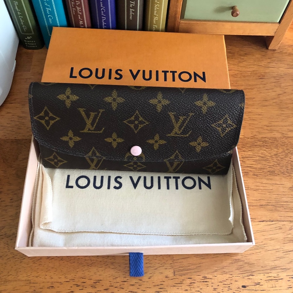 Louis Vuitton Emelie Long Wallet